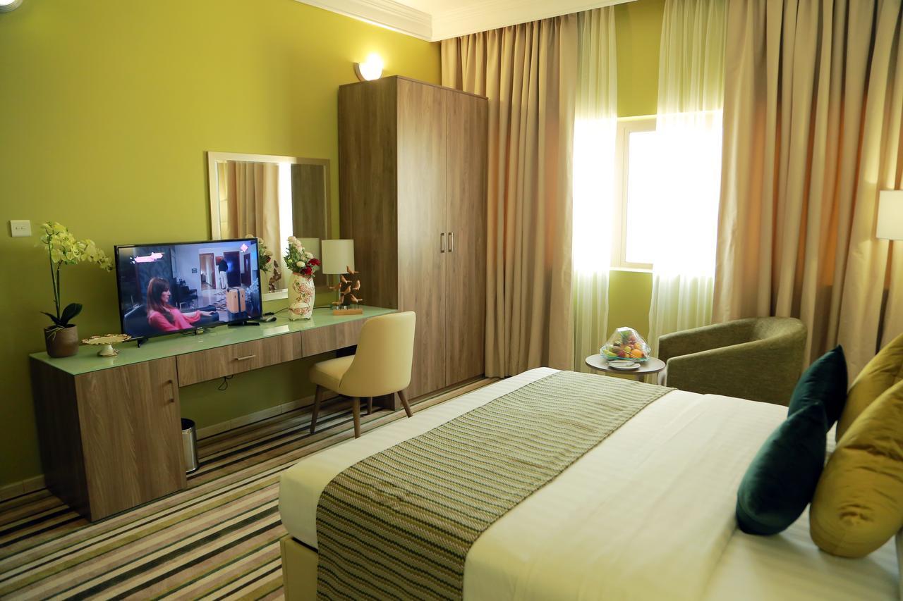 Royal View Hotel Рас-эль-Хайма Экстерьер фото